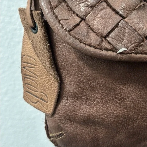 CIVICO 93 Italy Distressed Leather BOHO CROSSBODY Brown Woven Flap Messenger - Picture 15 of 16